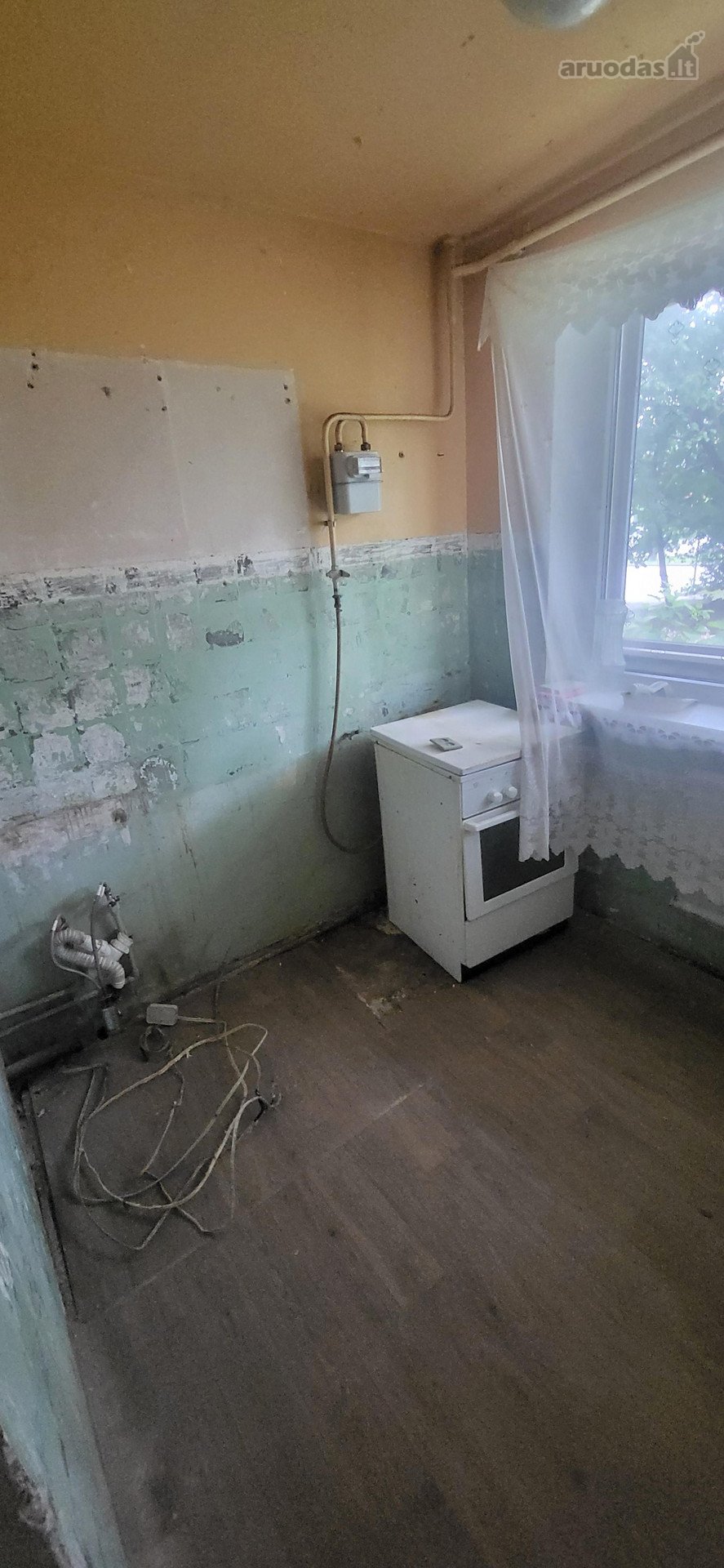 Renovuotas namas - renovacijos mokestis sumokėtas.