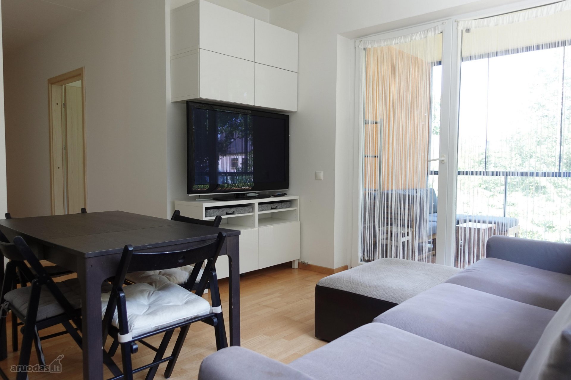 Išnuomojamas šviesus ir tvarkingas 63 m²