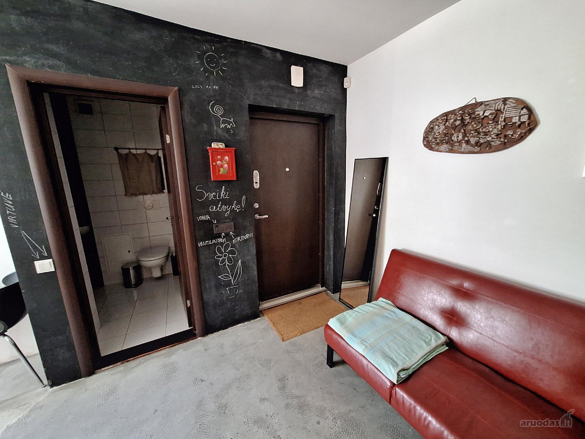 Nuomojamas dviejų kambarių 44 m2 butas su