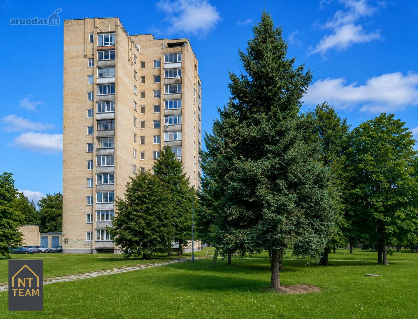 Parduodamas Išskirtinis 3 Kambarių Penthouse