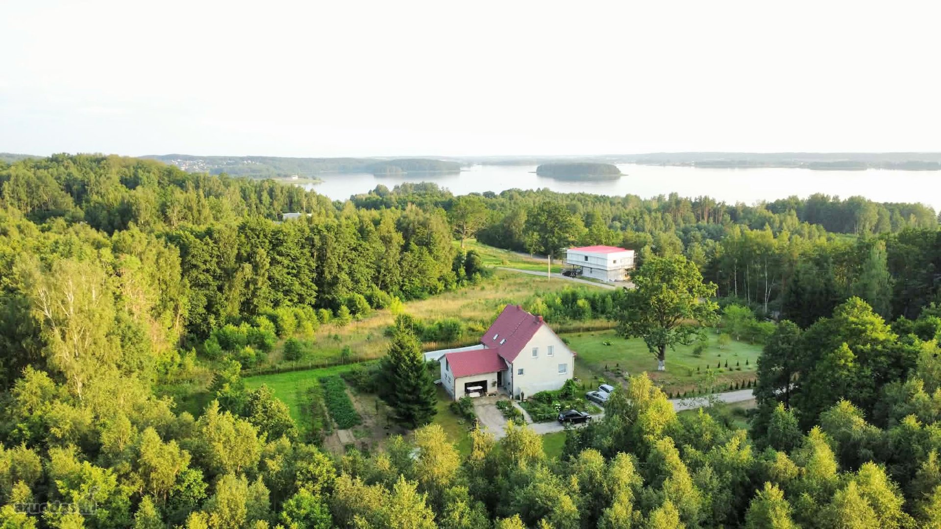 Parduodamas Namas Su 0,7260 ha Sklypu