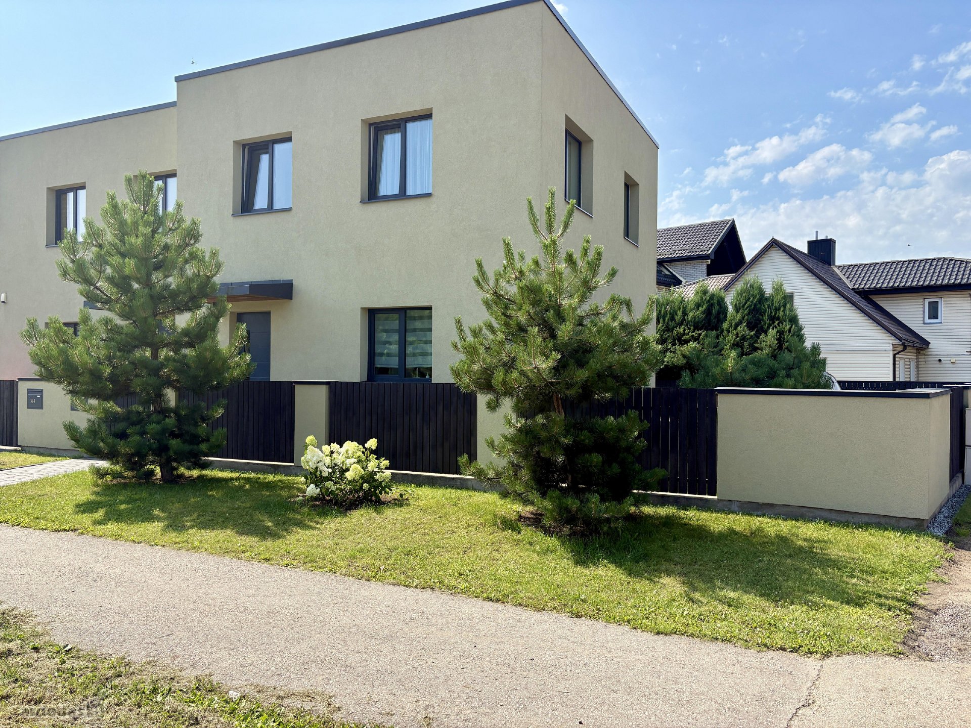 Parduodamas išskirtinis klasės kotedžas Kaune
