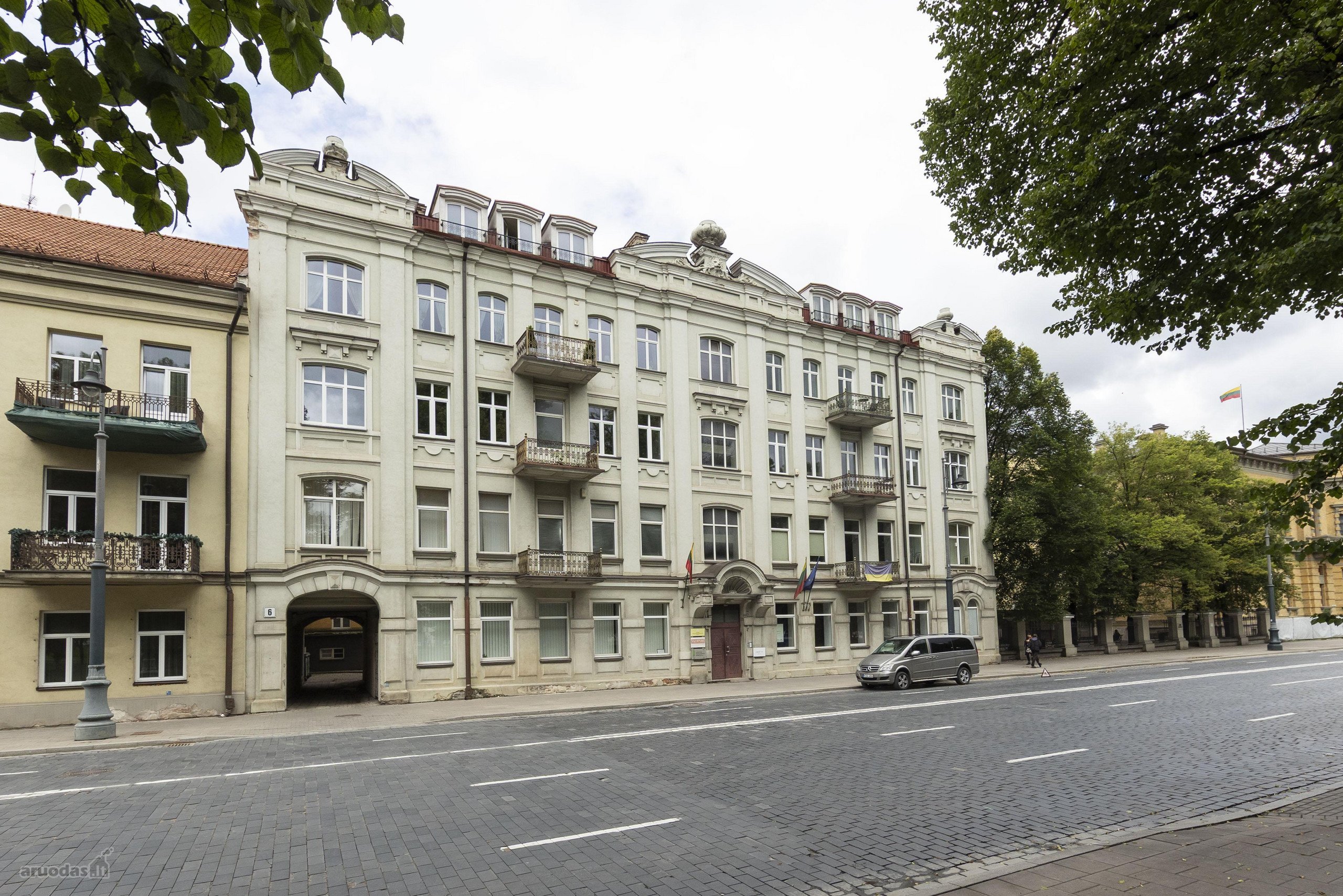 Pačioje Vilniaus širdyje priešais Katedrą