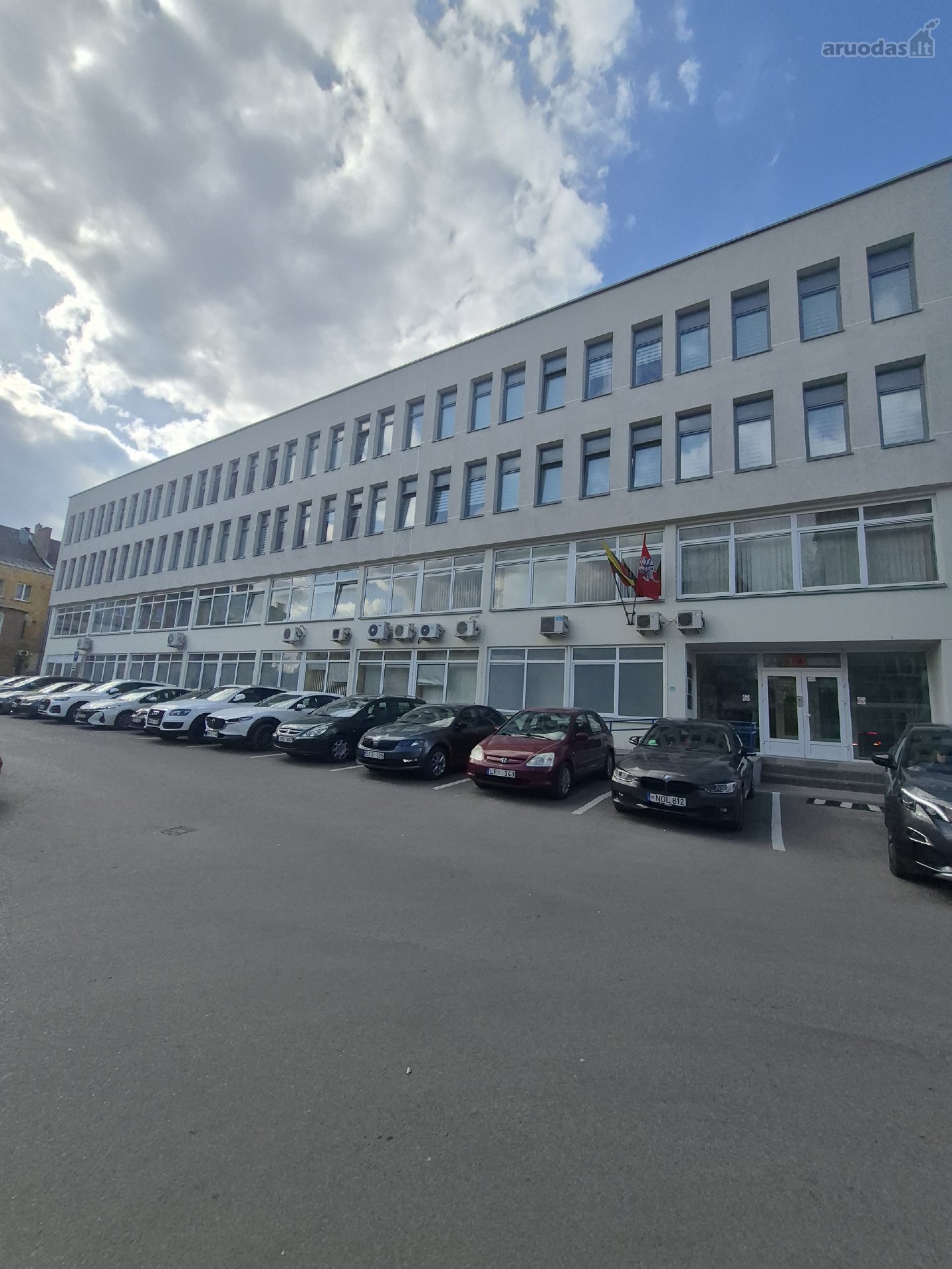 Nuomojamos administracinės paskirties