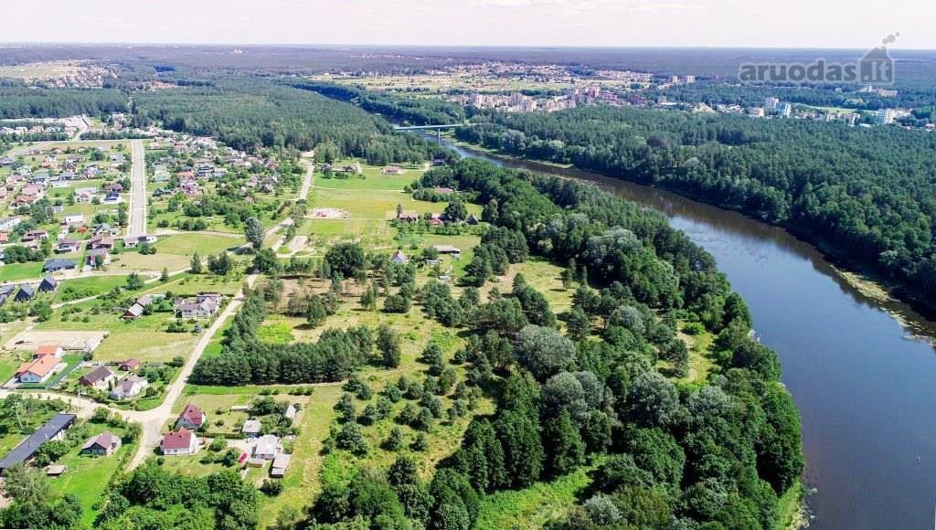 Didelė namų valda Baltašiškėje 