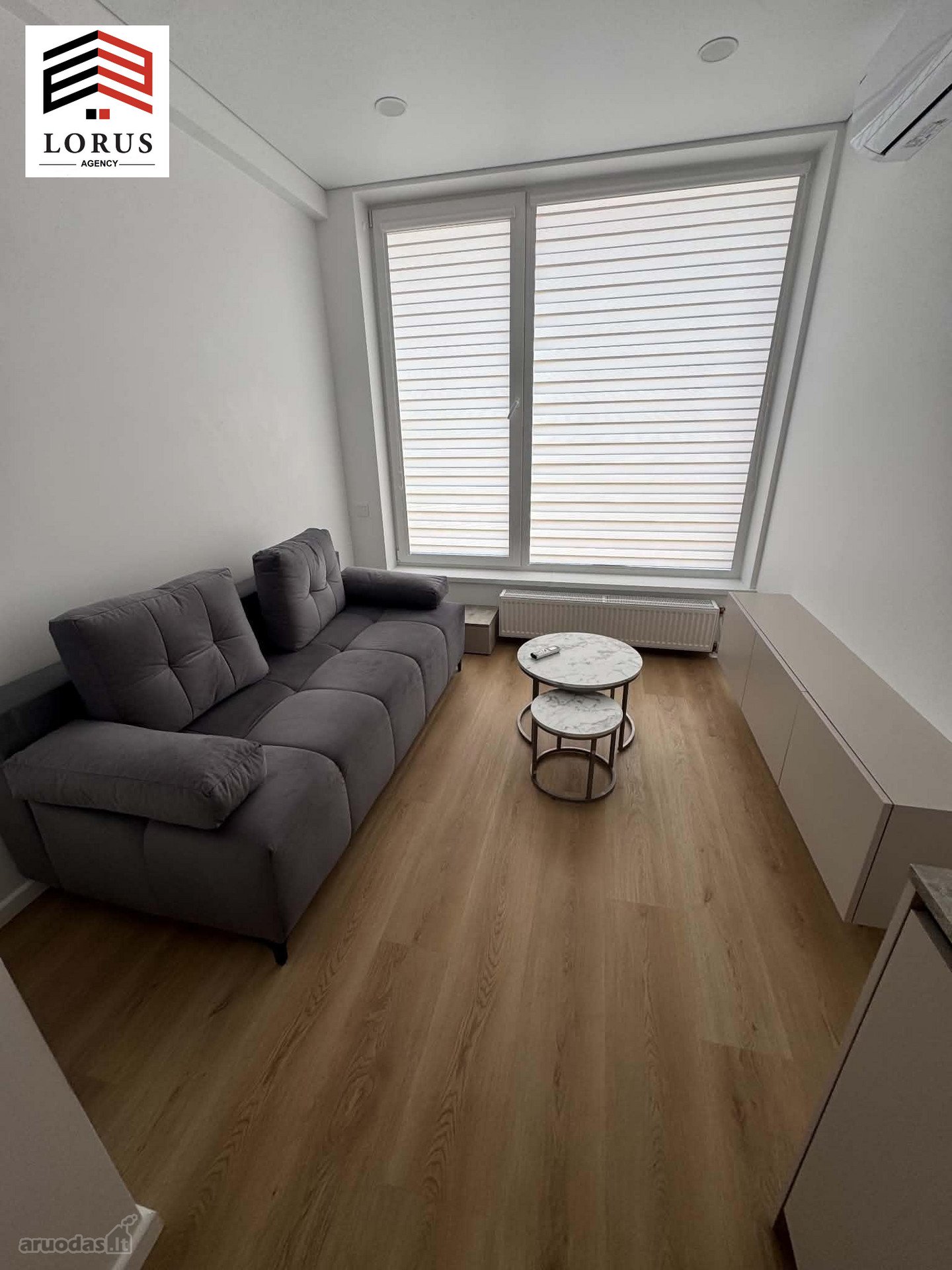 Stilinga Studio Tipo Patalpa Su Didžiula
