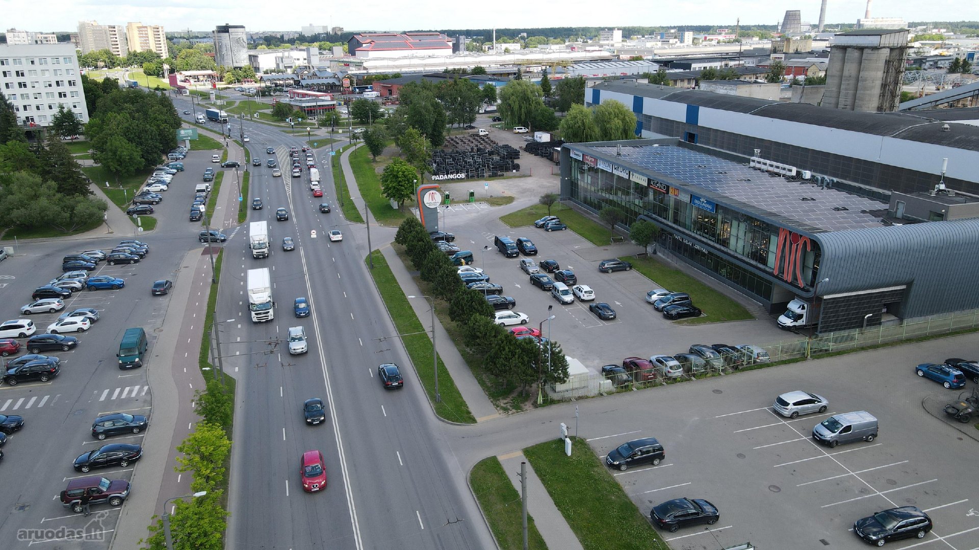 Nuomojamos prekybinės ir komercinės patalpos