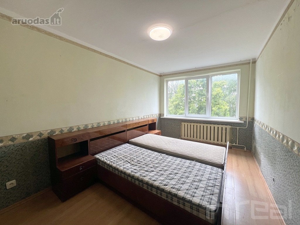 Parduodamas 3 kambarių butas Radviliškio g.