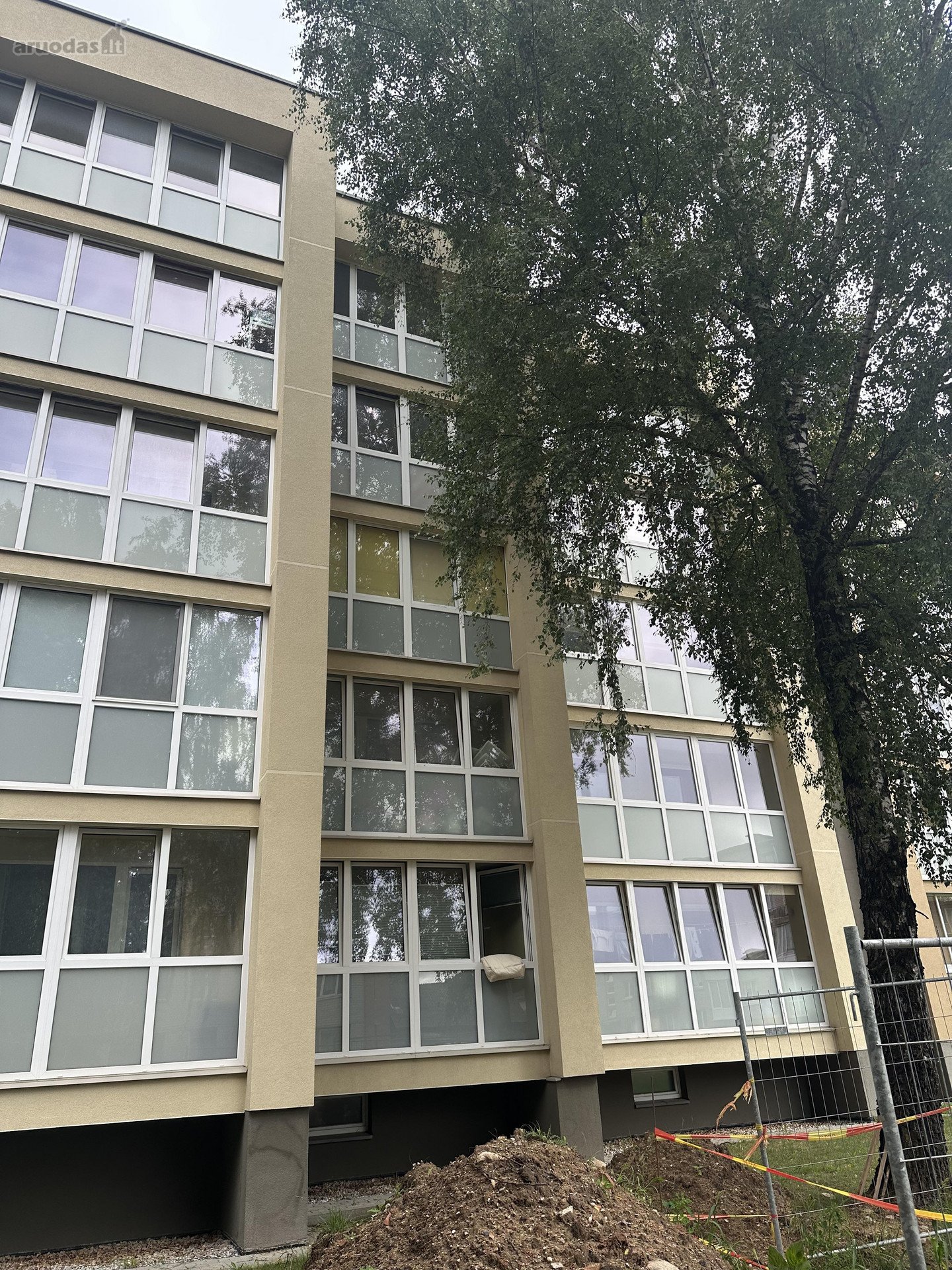 Parduodamas kapitališkai atnaujinamas butas