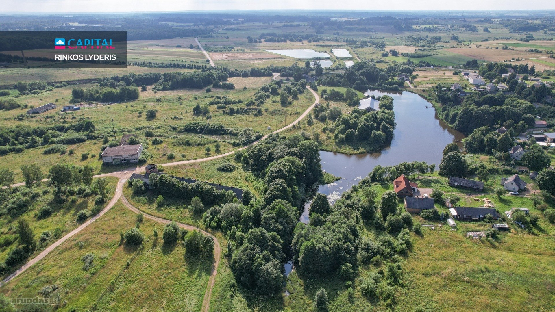 Maišiagalos Pašonėje, Tvenkinio Pakrantėje,
