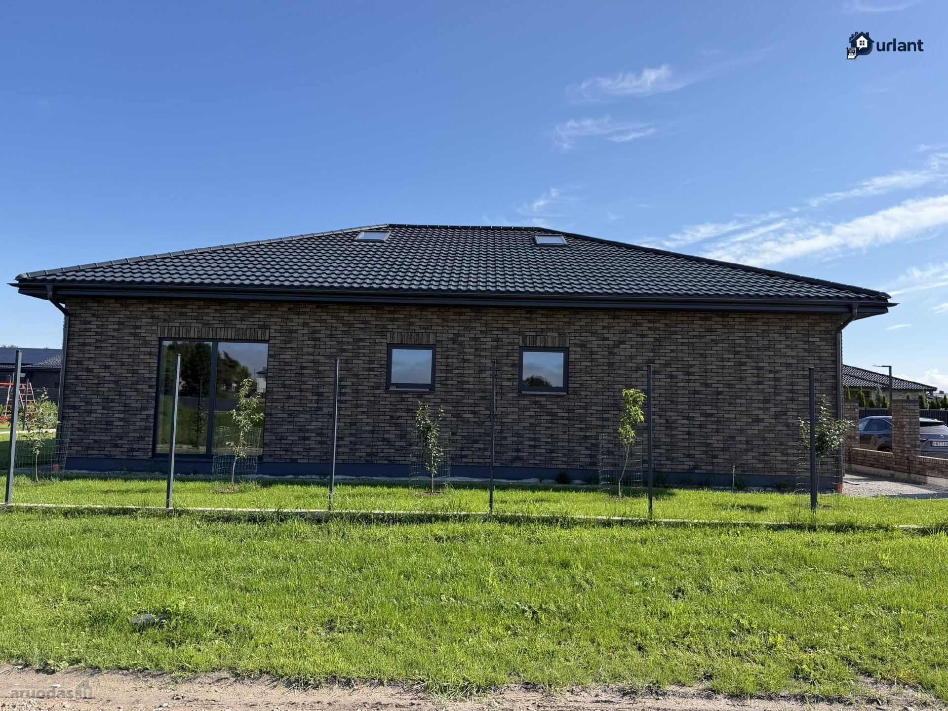 Parduodamas išskirtinio dizaino 2019 metų