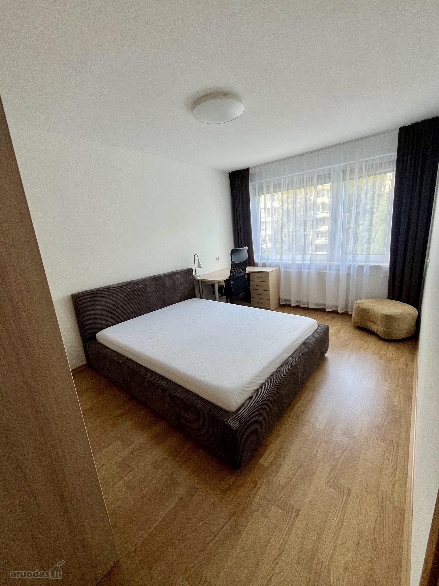 Nuomojamas suremontuotas, šviesus ir jaukus 2