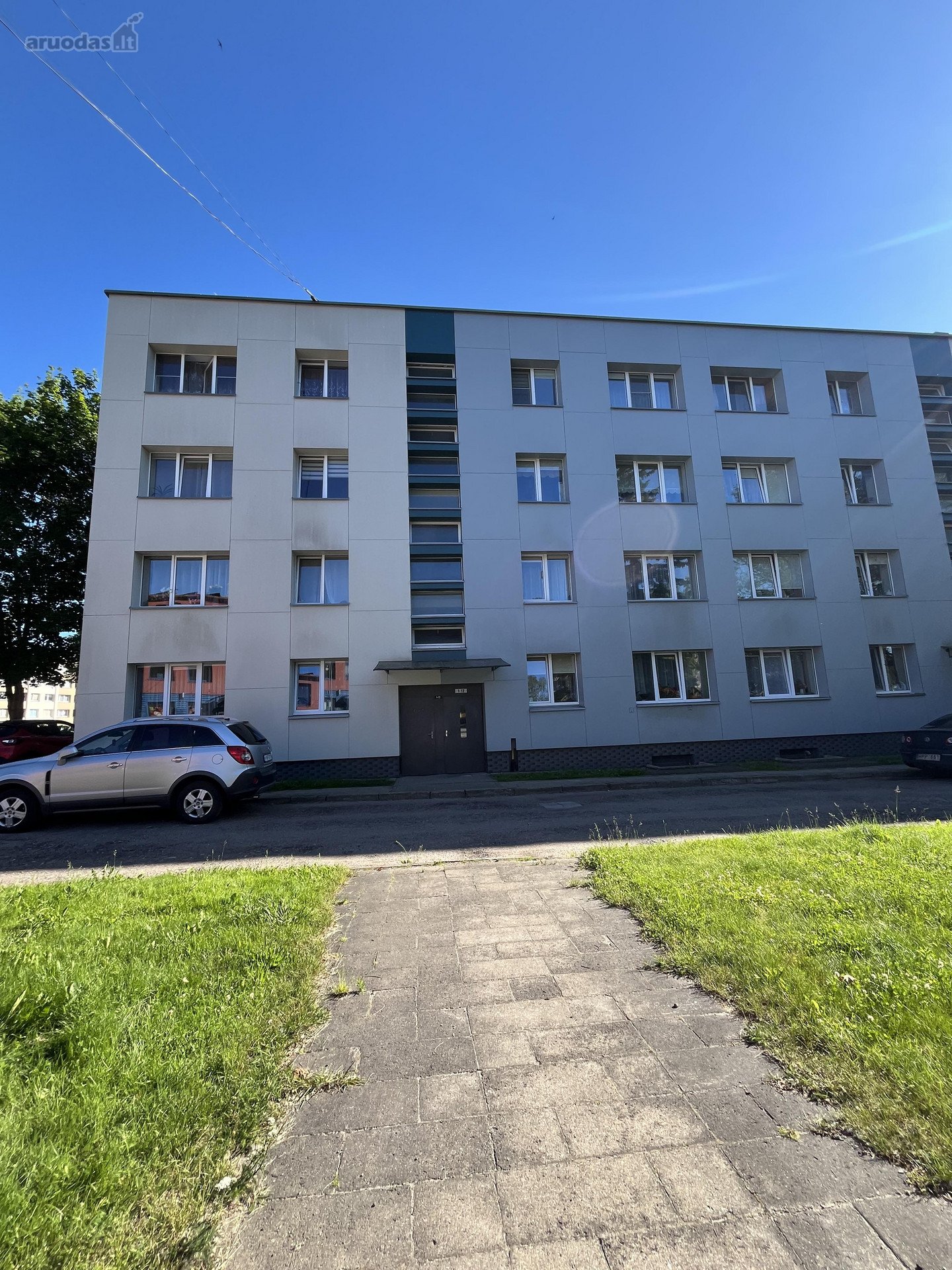 Parduodamas tvarkingas 2 kambarių butas