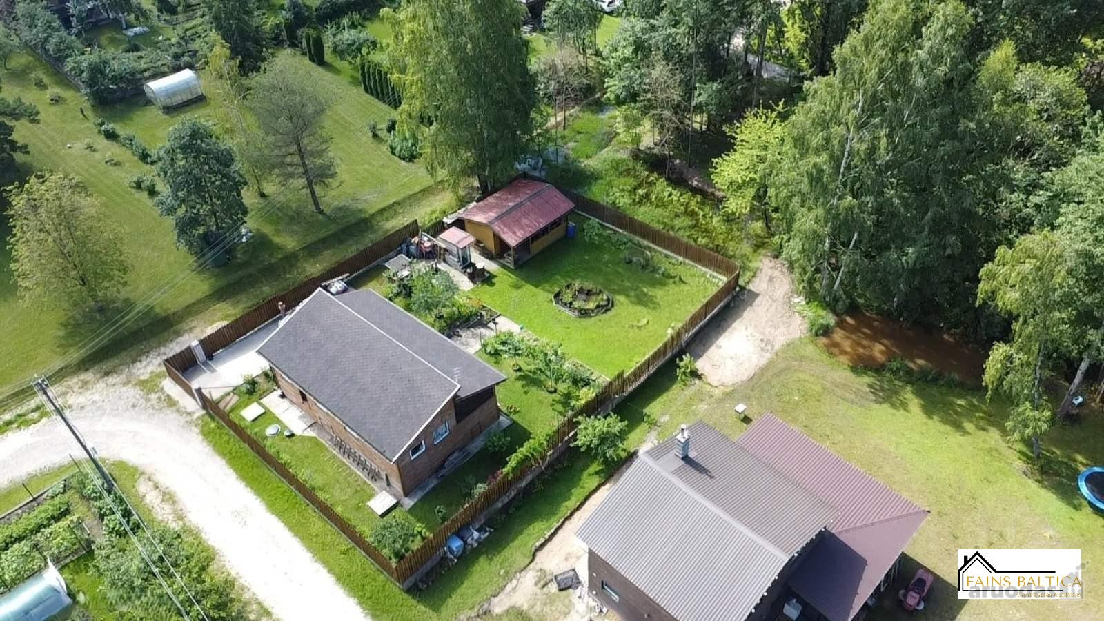 Parduodamas jaukus sodo sklypas su poilsiui