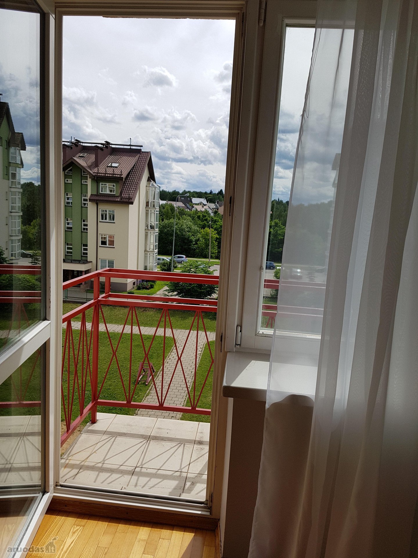 Nuomojamas moderniai ir jaukiai įrengtas 2