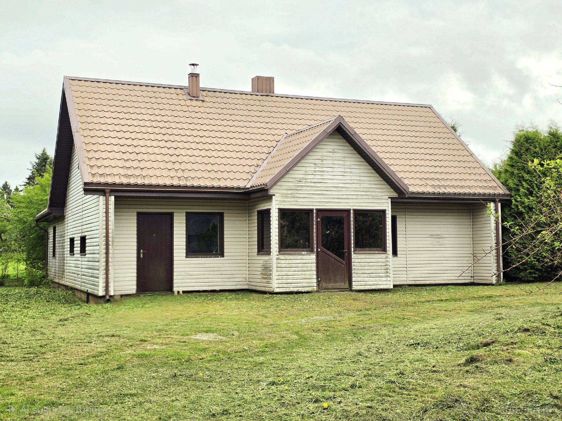 Parduodama išskirtinė sodyba Babronių kaime –