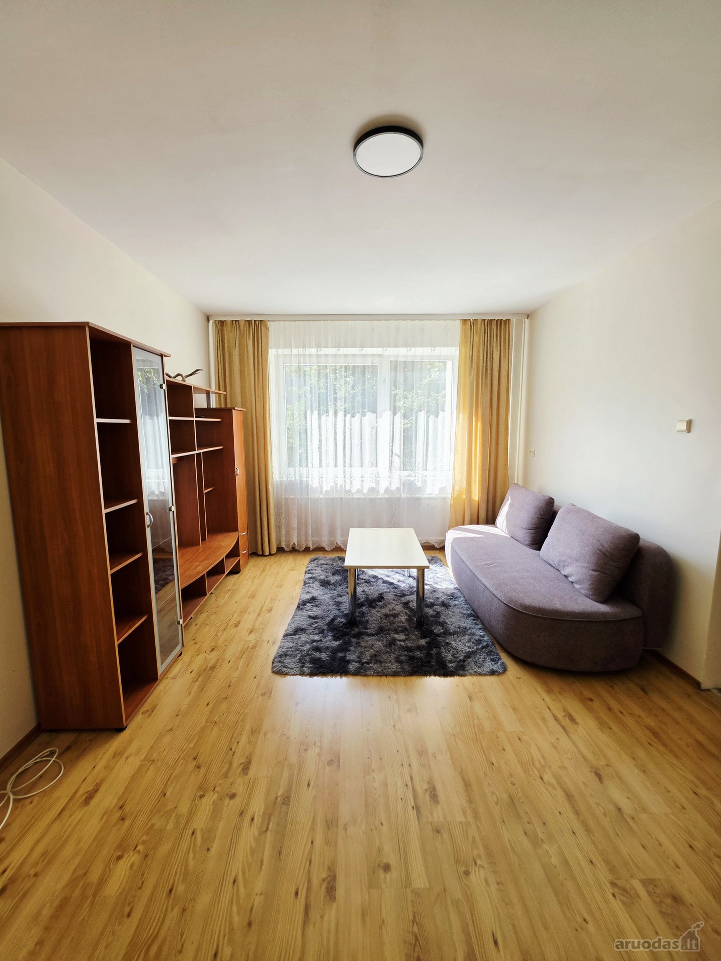 Nuomojamas jaukus 2 kambarių butas Kaune,
