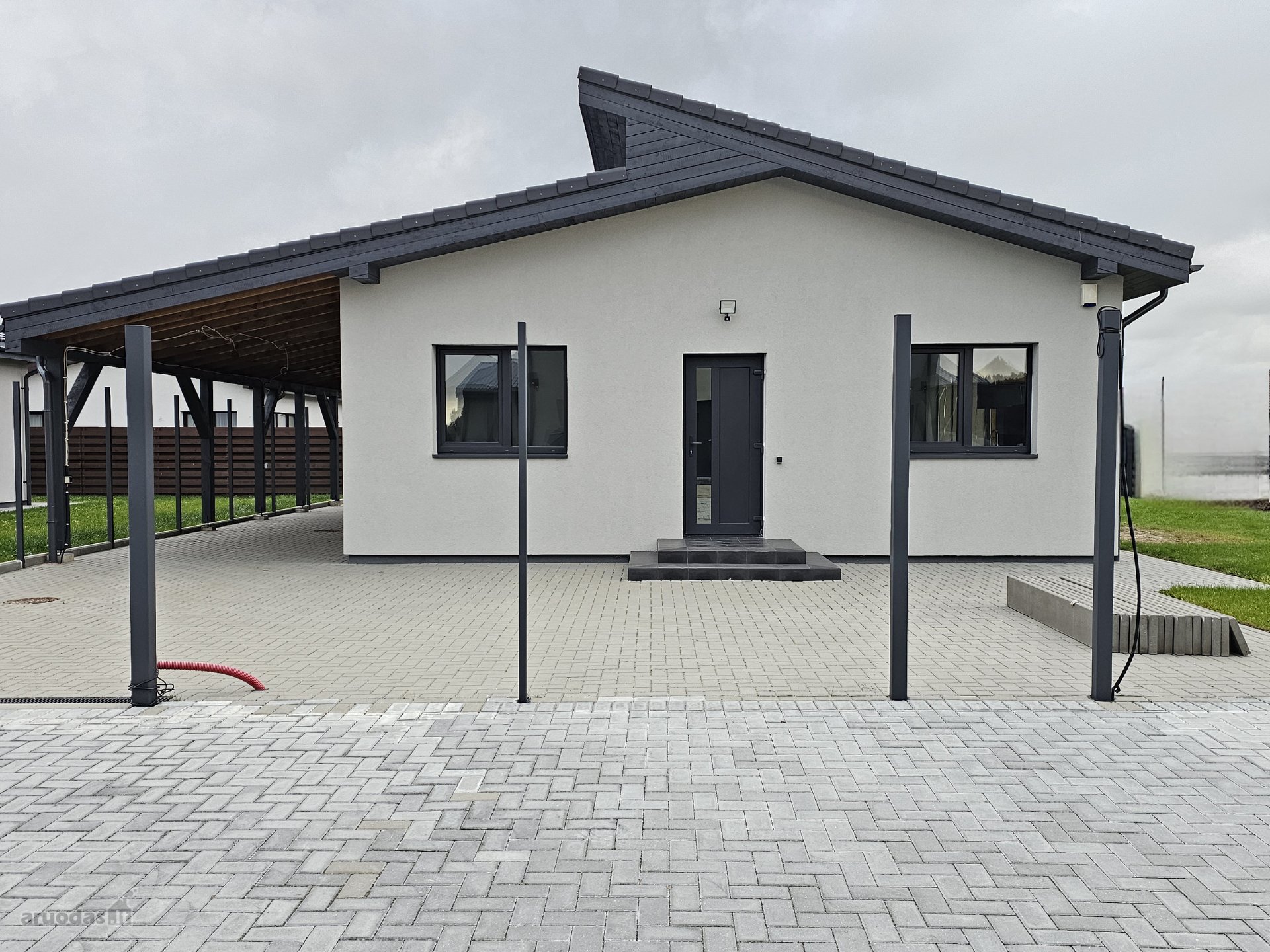 100% Baigtumas. Kaina 160 000€
