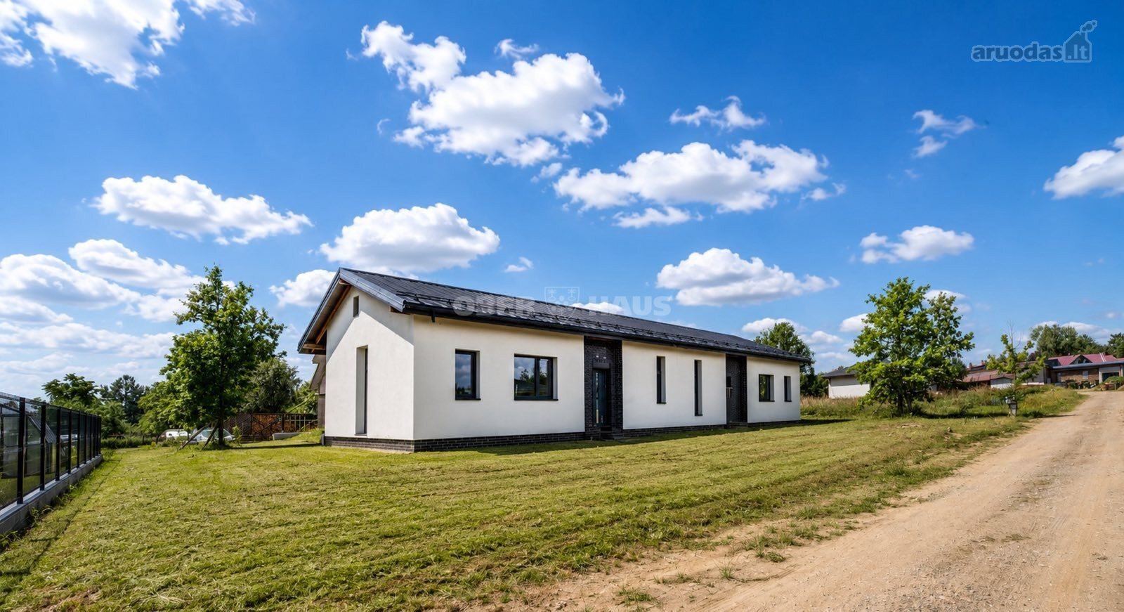 Parduodami 2 Butai Dvibučiame A+ +Klasės Name