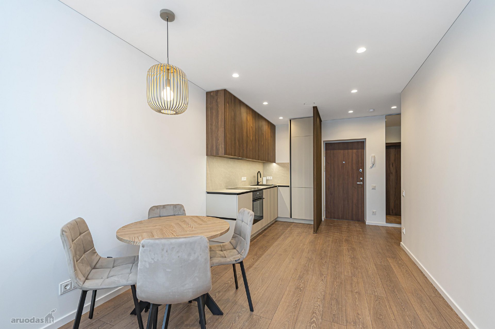 Nuomojamas naujai įrengtas 41 m² butas Krevės