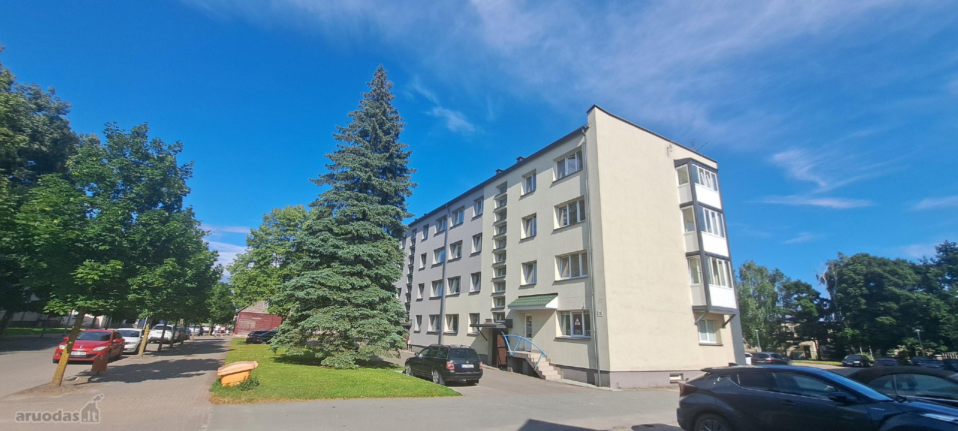 Parduodamas dviejų kambarių butas,pačioje