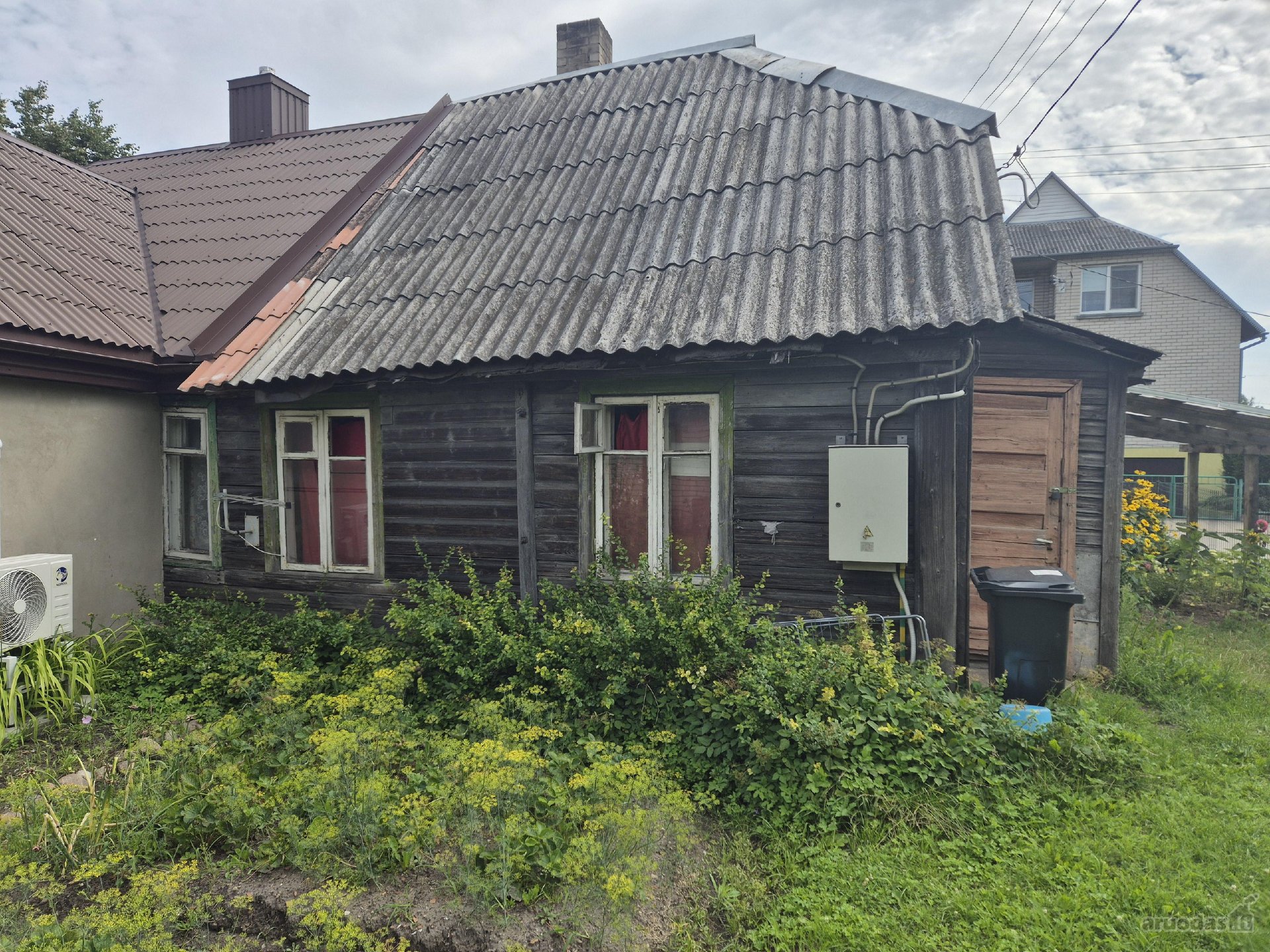 Radviliskio centre parduodamas 1k butas su