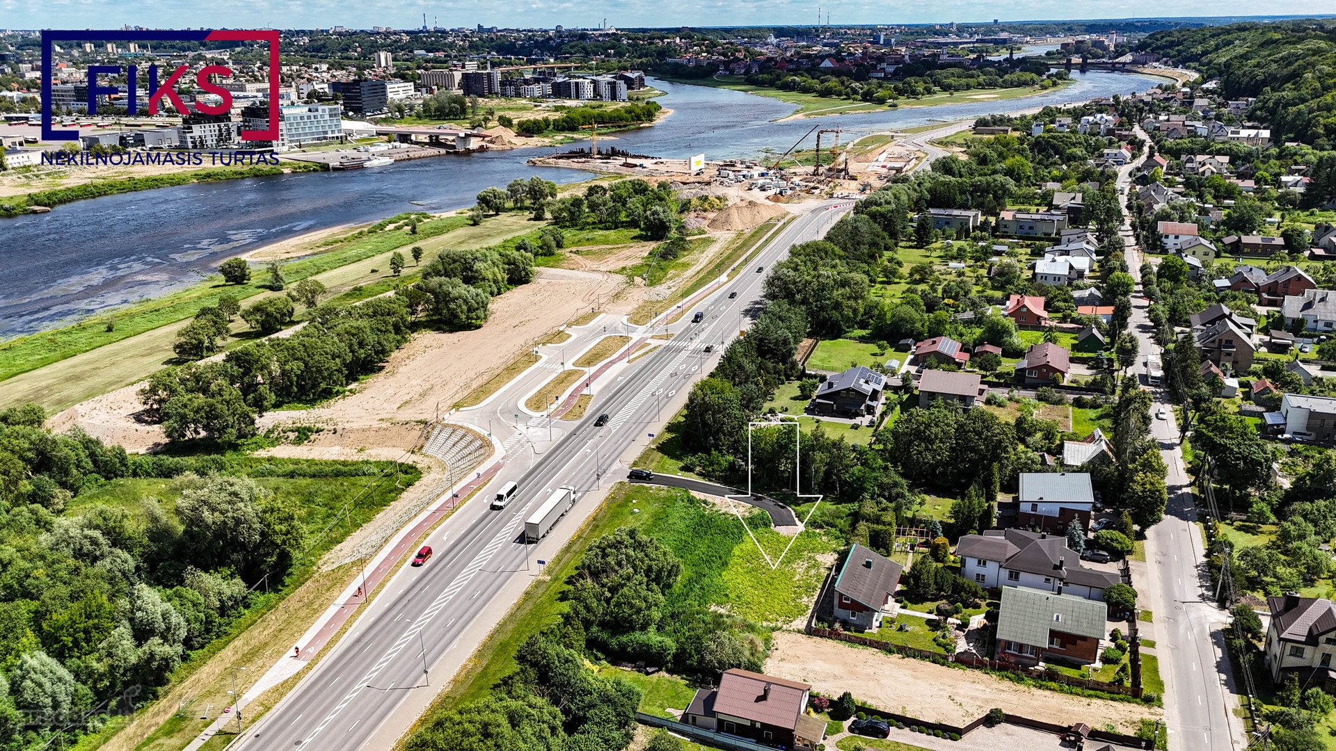 Parduodamas 6,91 Arų Komercinės Paskirties