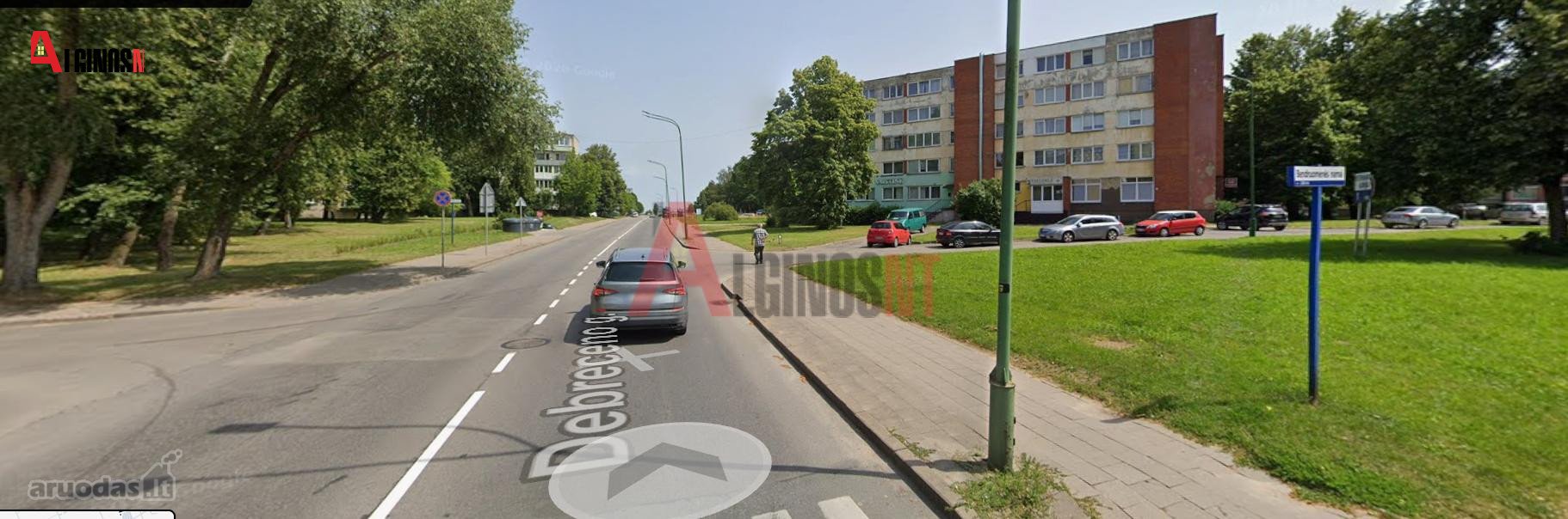 Debreceno gatvėje parduodamas 12m2 kambarys
