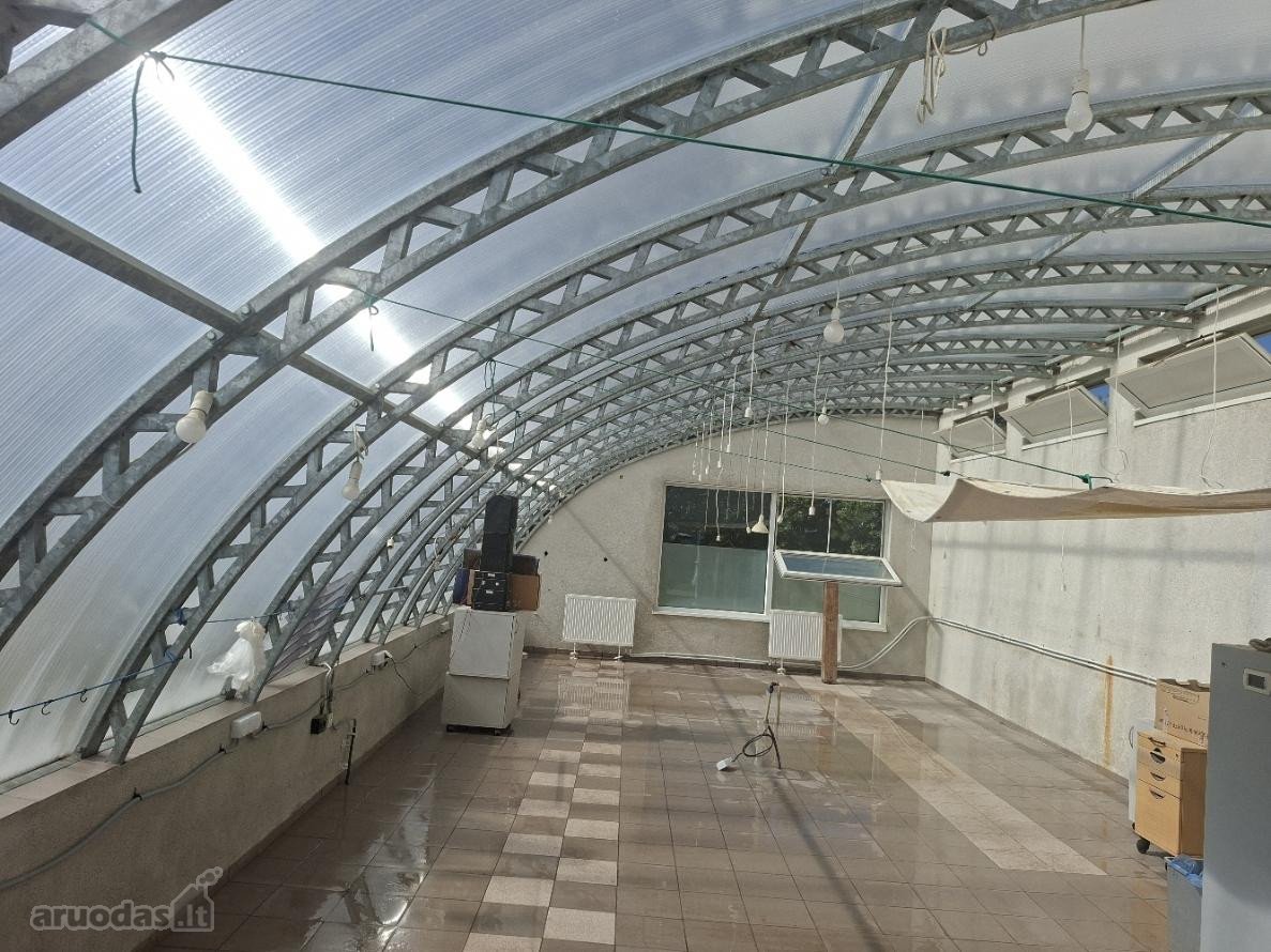 Išnuomojamos tvarkingos ir šviesios 72 m²