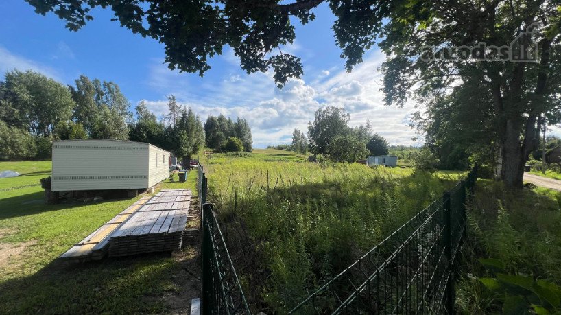 Parduodamas 0,2144 ha namų valdos žemės