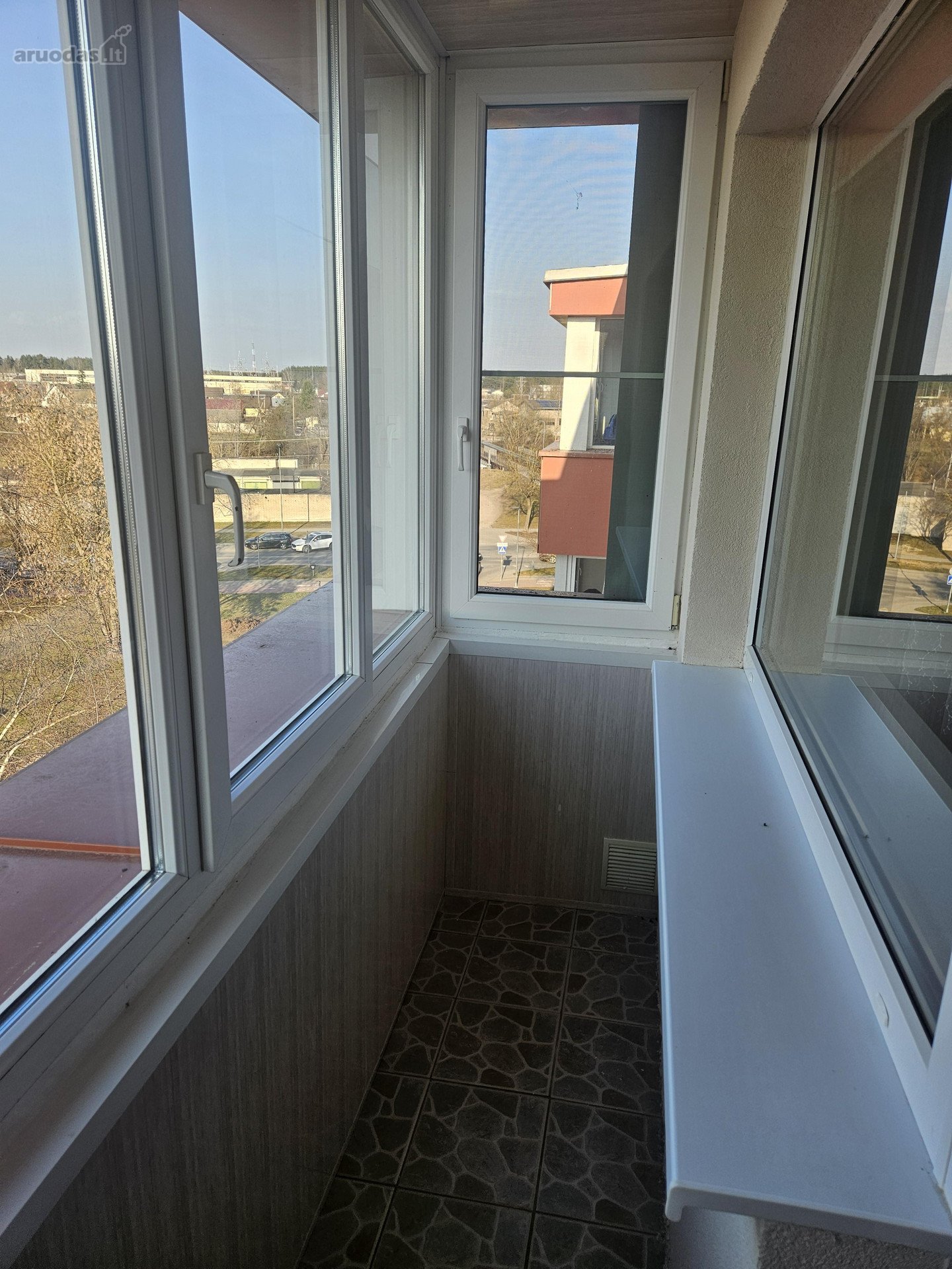 Parduodamas jaukus 2 kambarių butas 44m2