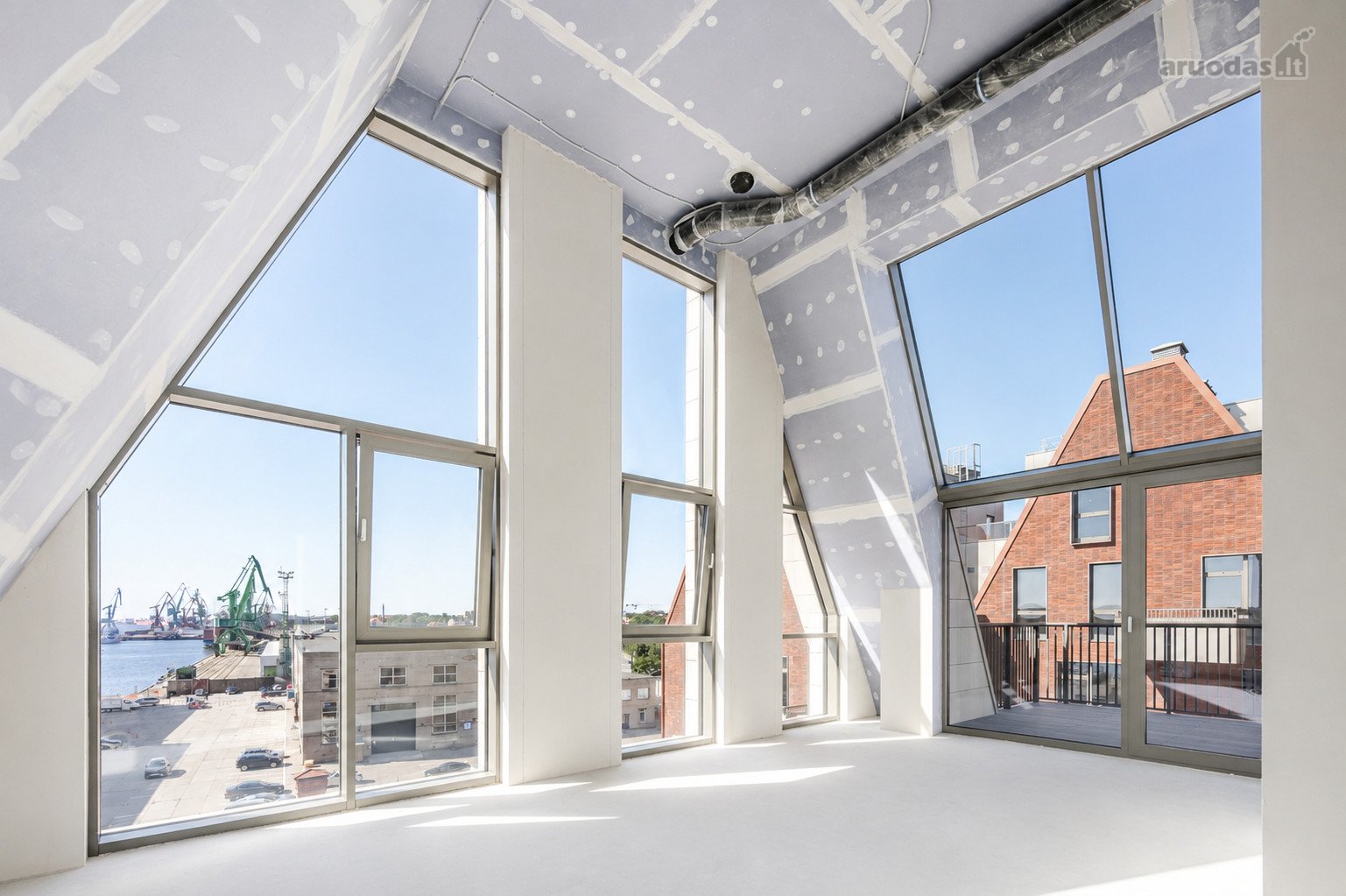 Tai butas žmonėms, kurie pastebi architektūrą.