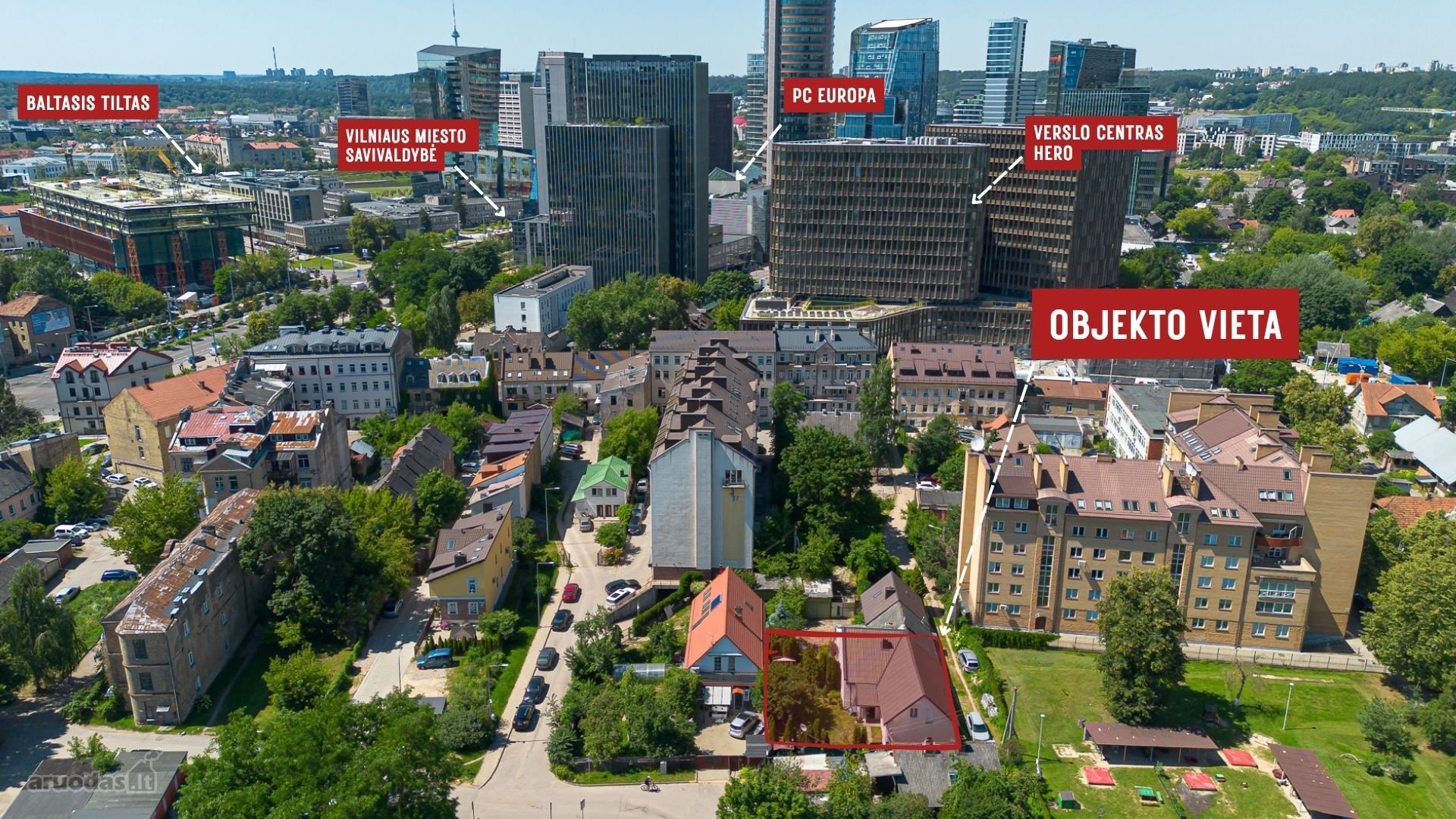Parduodamas 4 K. 75 M2 Butas Su Žemės Sklypu