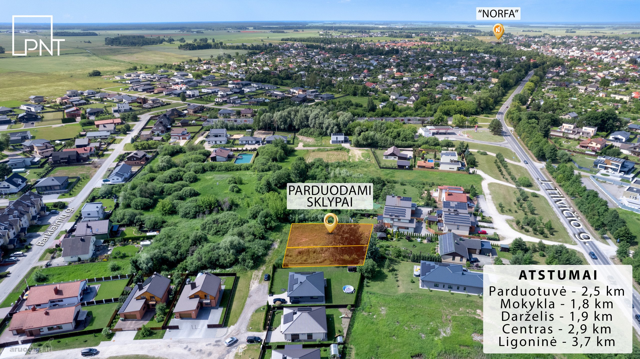 Parduodami du namų valdos sklypai