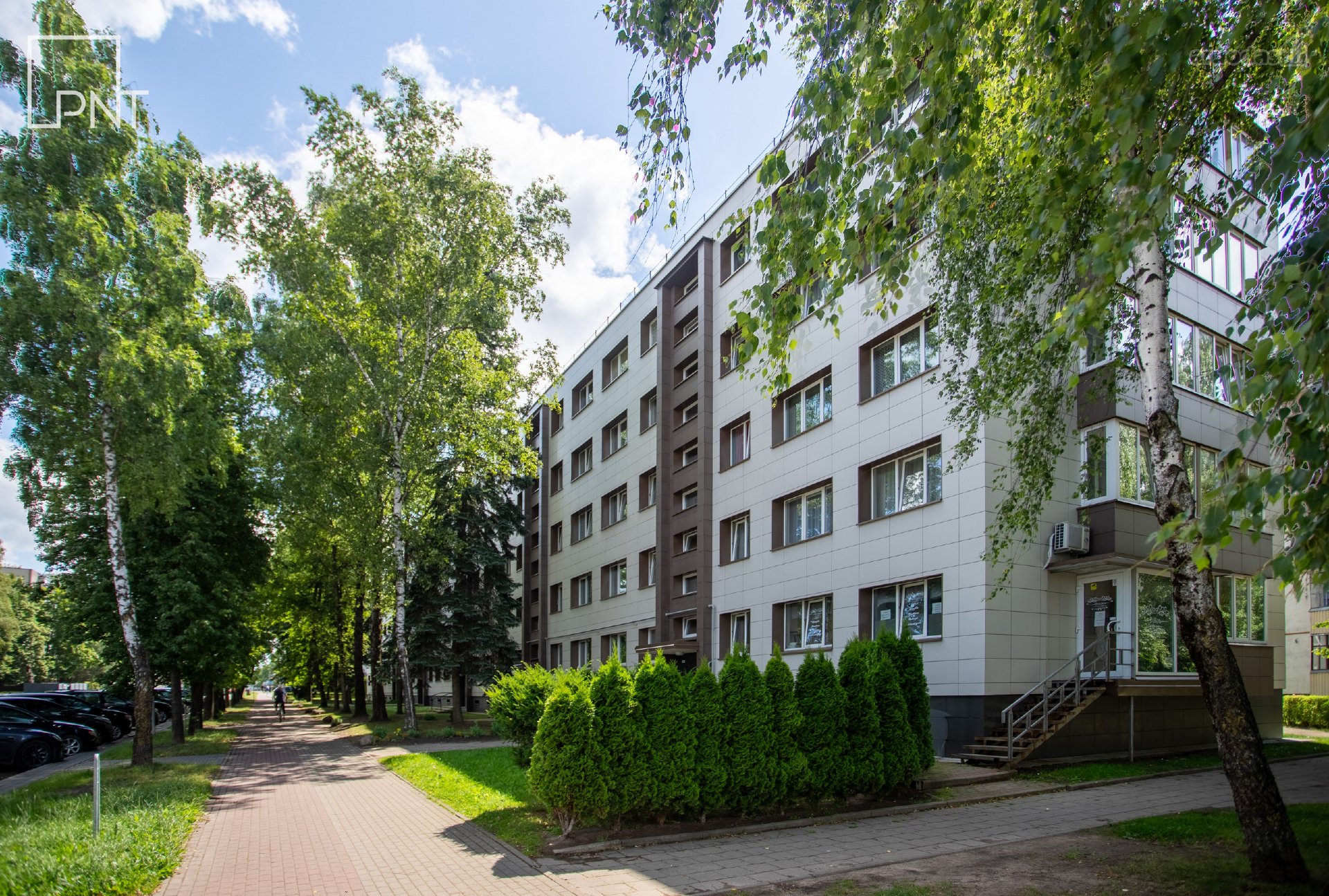 Parduodamas jaukus 2 kambarių butas