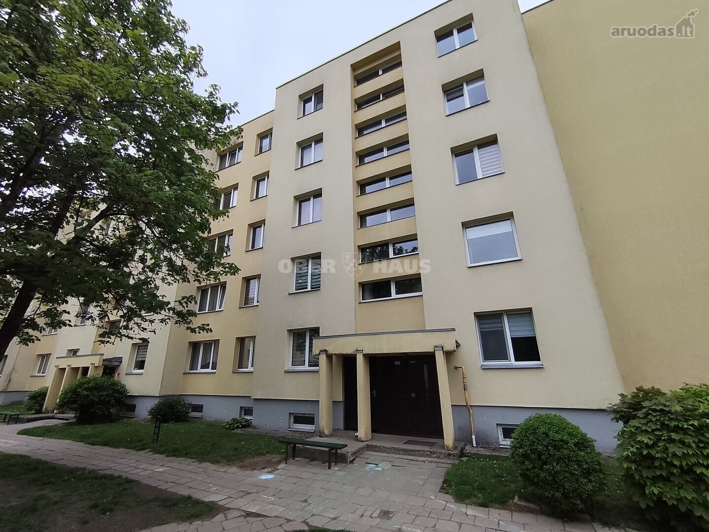 Parduodamas 2 kambarių butas Statybininkų g.