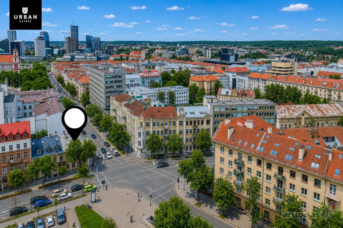 Autentiškas, Įkvėptas Senamiesčio