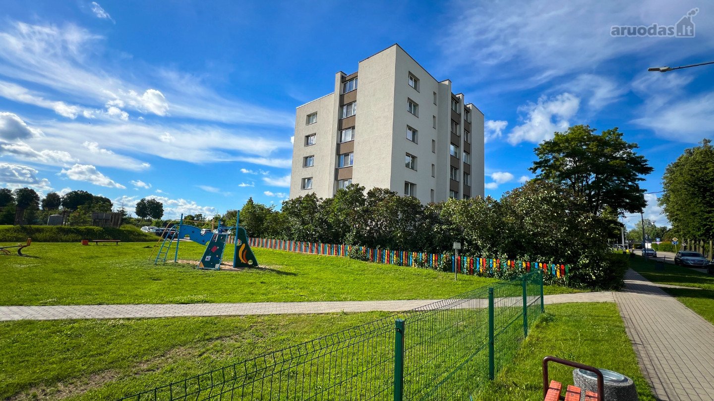 Parduodamas erdvus ir šviesus 2 kambarių