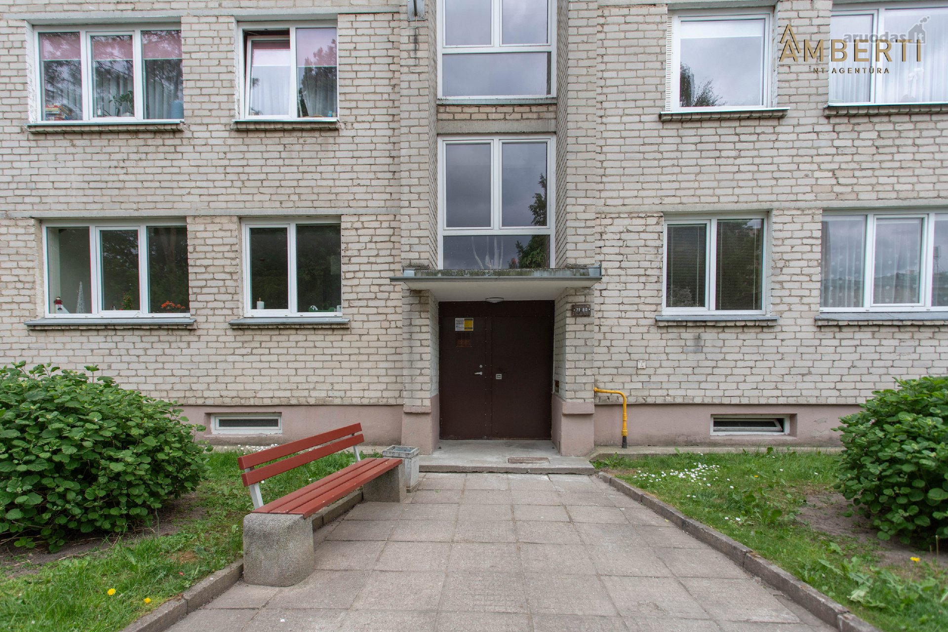 Amberti Nt agentūra parduoda erdvų ir šviesų