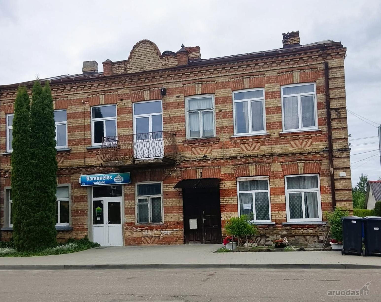 ( Kaina yra derinama)parduodamos Patalpos