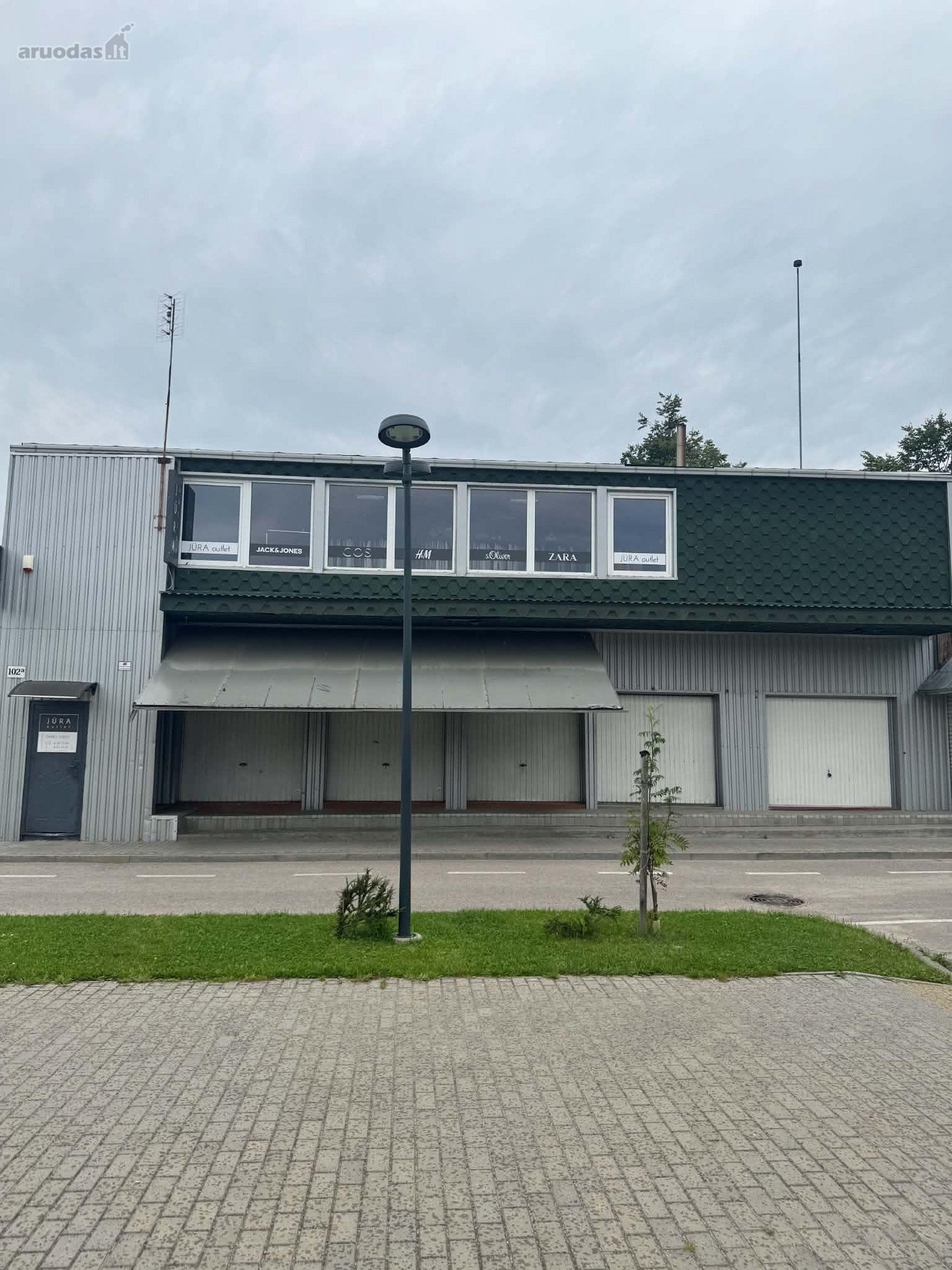 Parduodamos komercinės paskirties patalpos