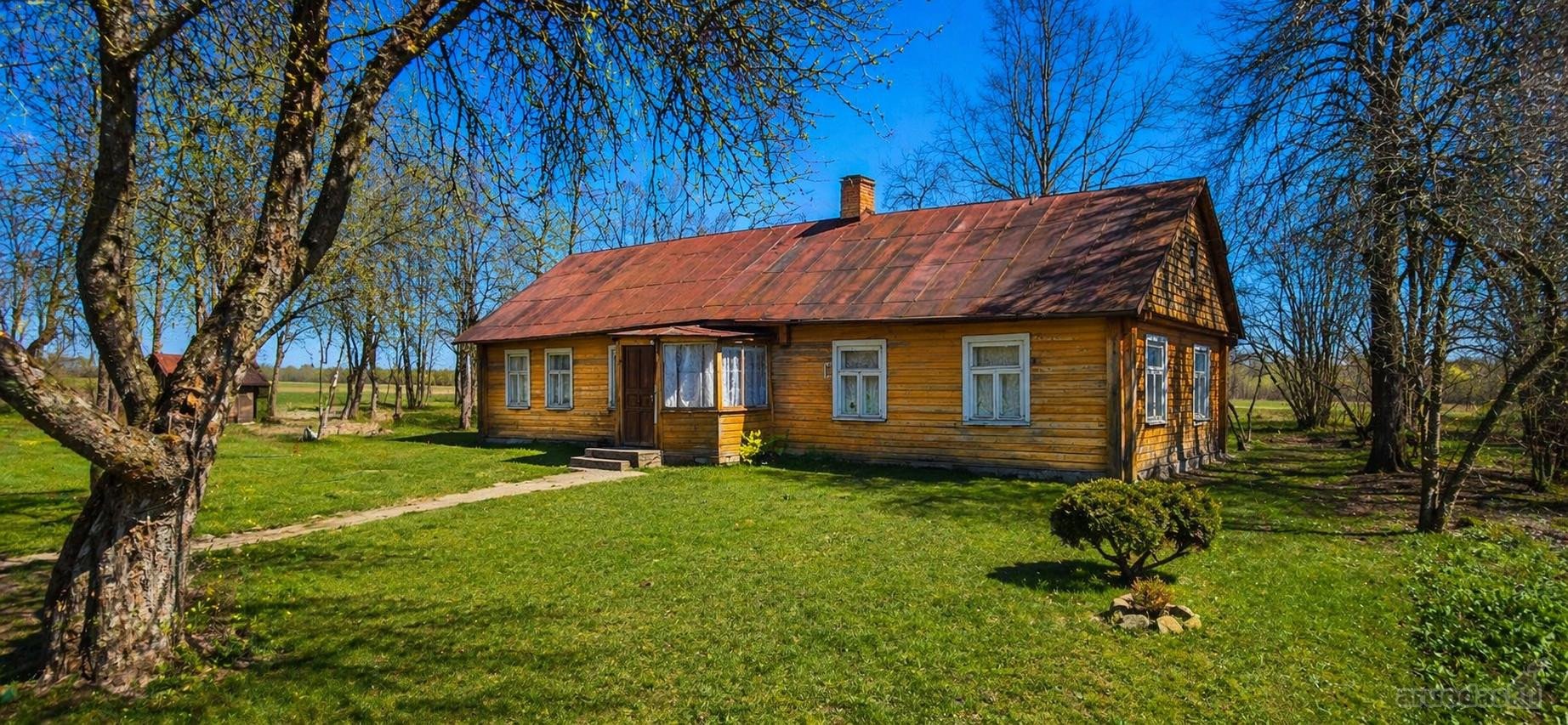 Parduodama Išskirtinė Sodyba Su 1,25 Ha Namų