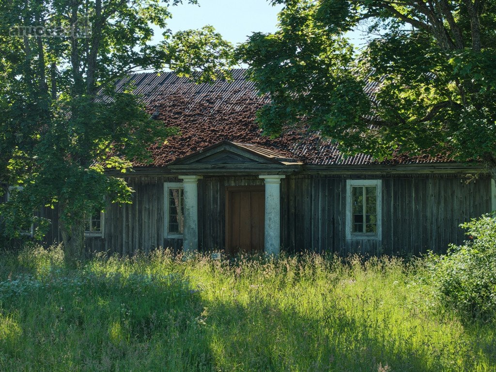 Parduodamas romantiškasis, gražią praeitį