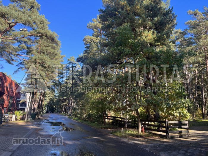 Išskirtinis 4 Kambarių Butas Giruliuose –