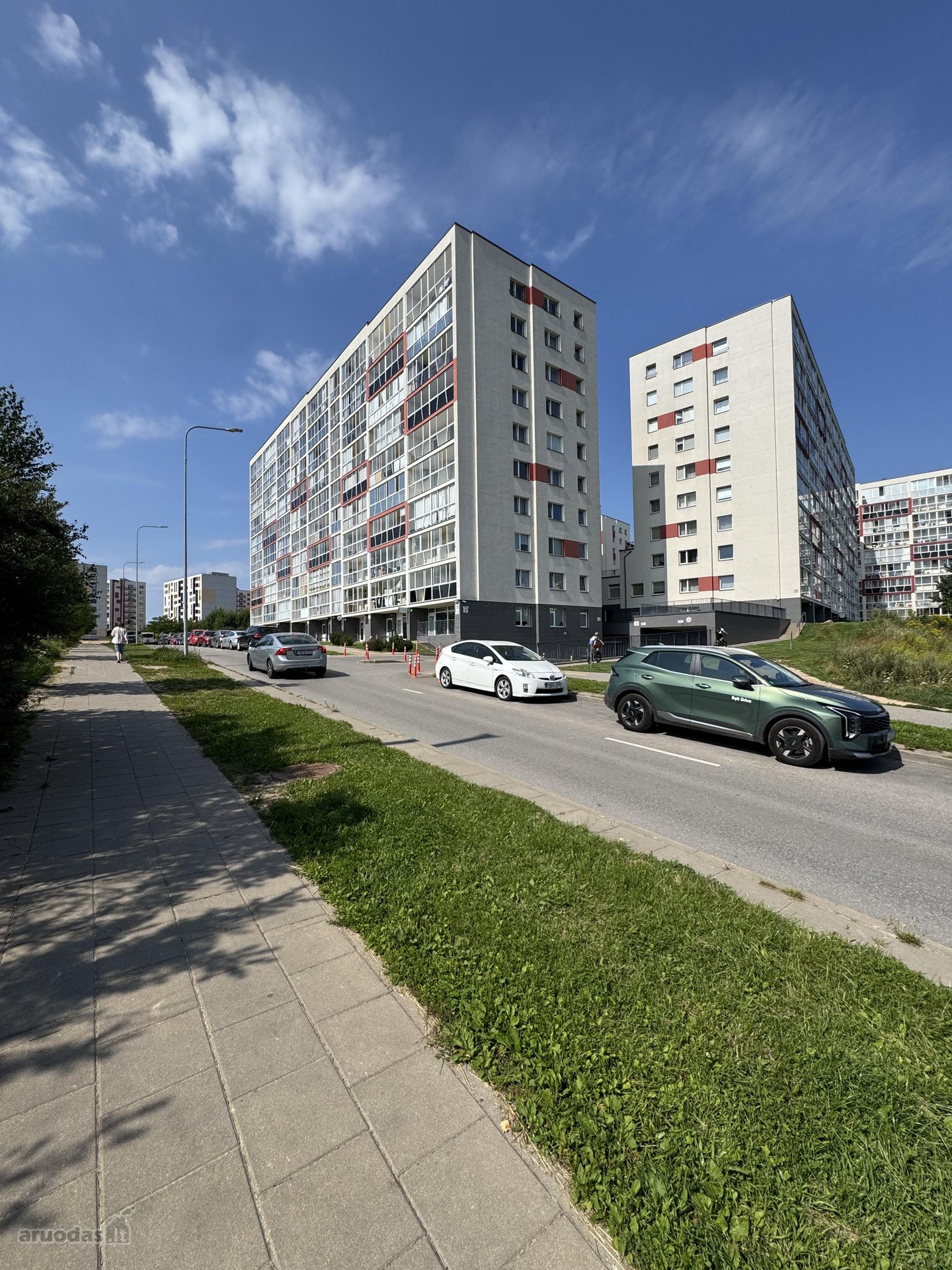 Parduodamos komercinės patalpos. Šiuo metu