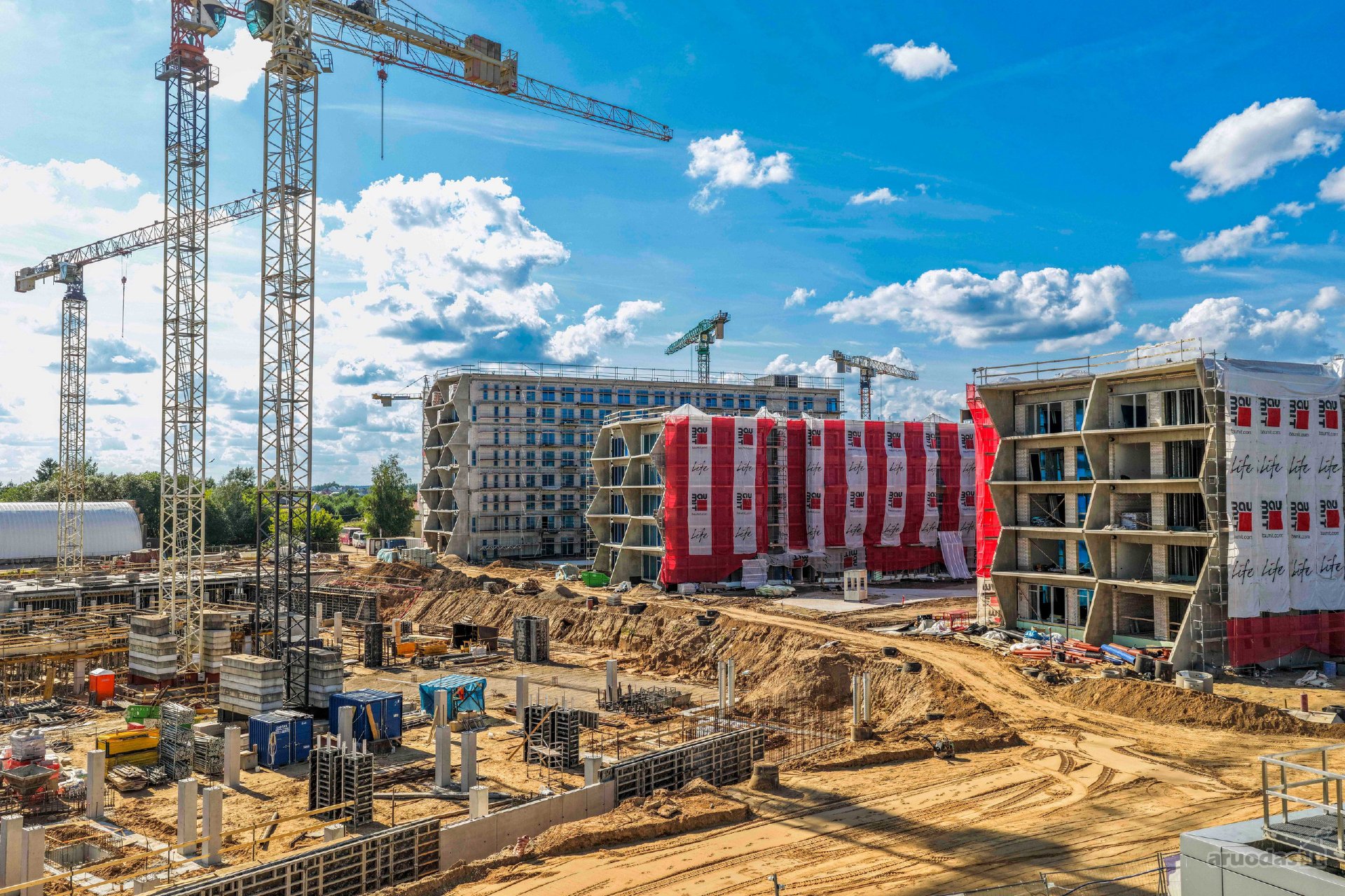 Just-in – ir tu esi namie. Čia prasideda tavo