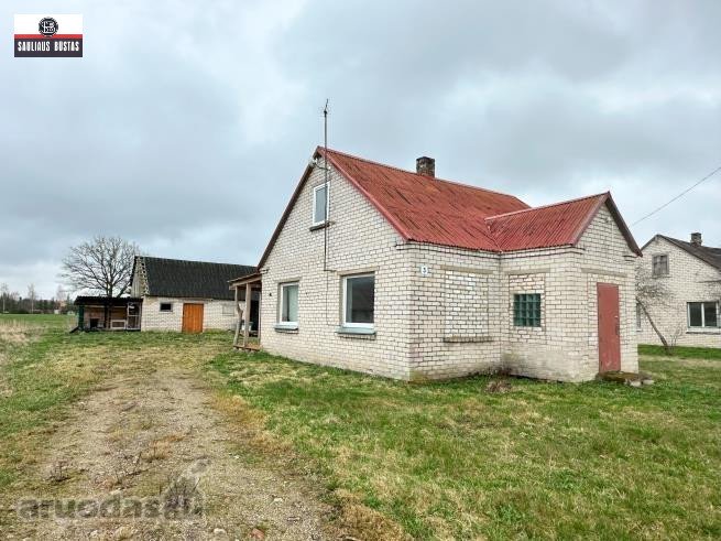 Parduodamas pigiai mūrinis namas Radviliškio