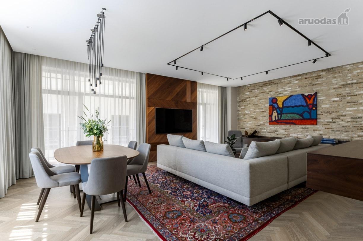 Išskirtinė Nuoma  Prabangūs 171 m²
