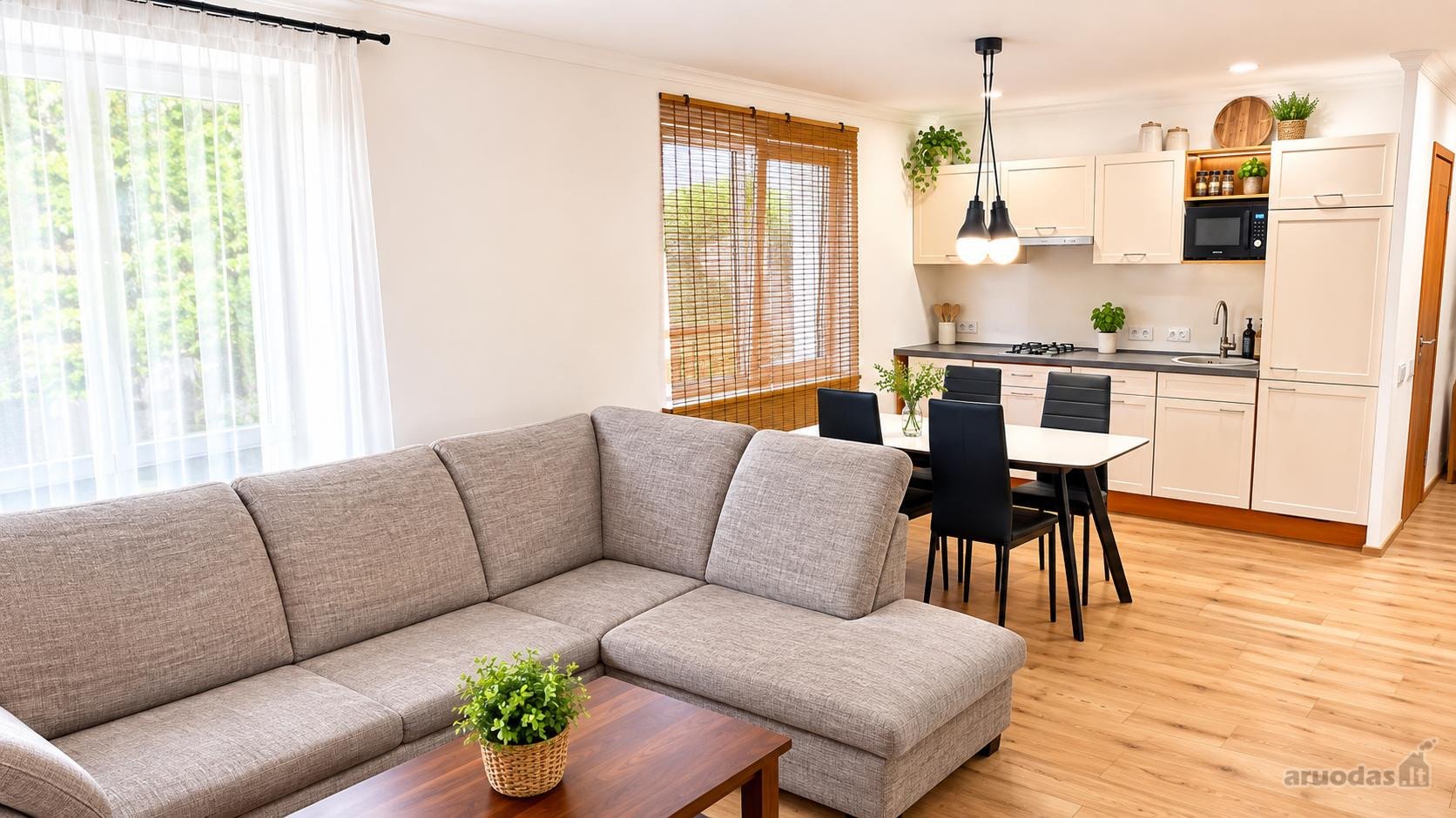 Parduodamas pilnai po kapitalinio remonto