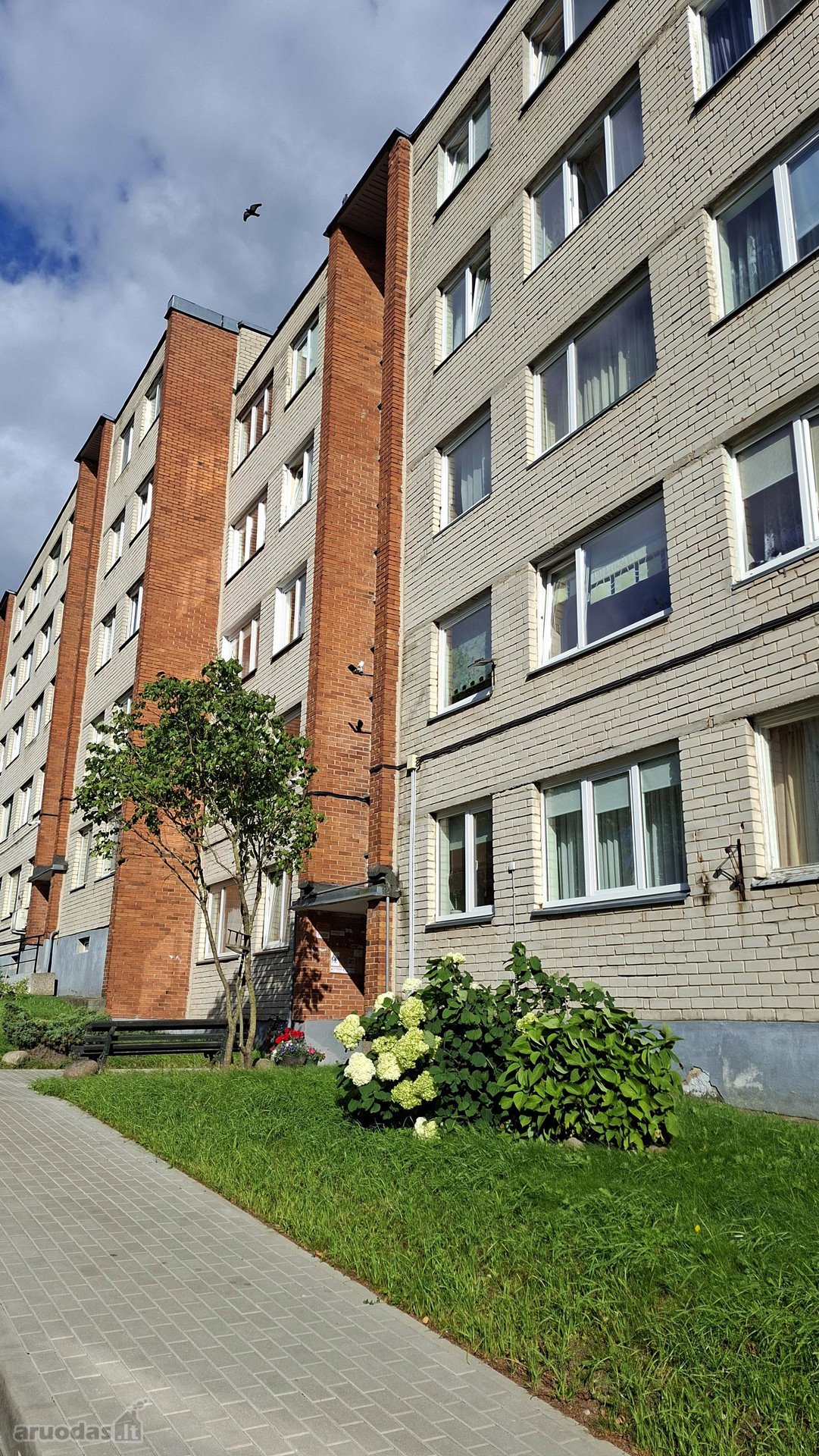 Parduodamas 2-ų Kambarių Butas Vingio G., Alytuje.